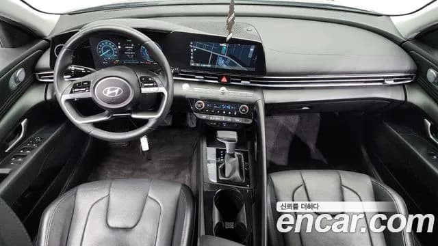 2024 Hyundai The New Avante Hybrid (CN7) Inspiration Sold VIN KMHLR41JGRU073149 – dashboard 2024 Hyundai The New Avante Hybrid (CN7) Inspiration Sold VIN KMHLR41JGRU073149 – dashboard