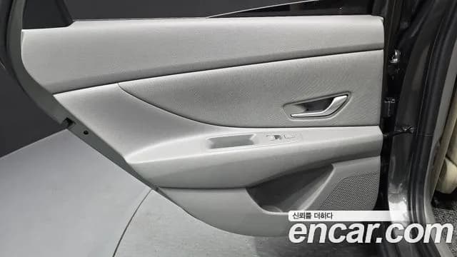 2024 Hyundai The New Avante Hybrid (CN7) Inspiration Sold VIN KMHLR41JGRU091481 – dashboard 2024 Hyundai The New Avante Hybrid (CN7) Inspiration Sold VIN KMHLR41JGRU091481 – dashboard