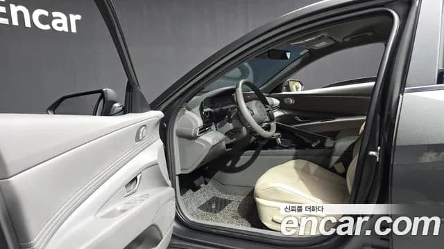 2024 Hyundai The New Avante Hybrid (CN7) Inspiration Sold VIN KMHLR41JGRU091481 – engine bay 2024 Hyundai The New Avante Hybrid (CN7) Inspiration Sold VIN KMHLR41JGRU091481 – engine bay