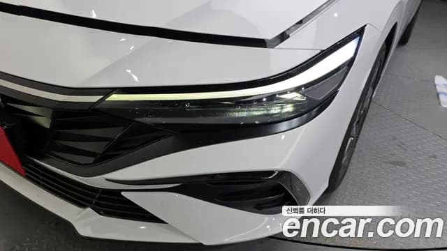 2025 Hyundai The New Avante Hybrid (CN7) Inspiration Sold VIN KMHLR41JGSU136282 – side profile 2025 Hyundai The New Avante Hybrid (CN7) Inspiration Sold VIN KMHLR41JGSU136282 – side profile