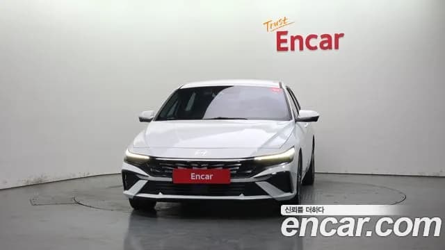 2025 Hyundai The New Avante Hybrid (CN7) Inspiration Sold VIN KMHLR41JGSU136282 – dashboard 2025 Hyundai The New Avante Hybrid (CN7) Inspiration Sold VIN KMHLR41JGSU136282 – dashboard