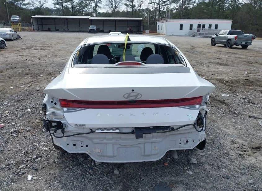 2024 HYUNDAI Elantra Used VIN KMHLS4DG1RU832373 – dashboard 2024 HYUNDAI Elantra Used VIN KMHLS4DG1RU832373 – dashboard