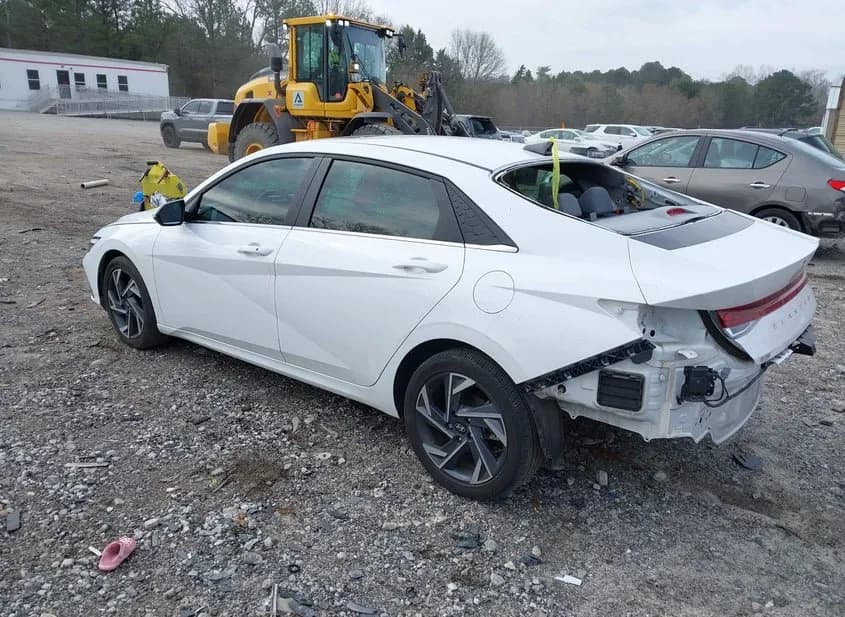 2024 HYUNDAI Elantra Used VIN KMHLS4DG1RU832373 – interior seats 2024 HYUNDAI Elantra Used VIN KMHLS4DG1RU832373 – interior seats