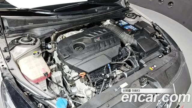 2022 Hyundai Avante (CN7) 2.0 N Sold VIN KMHLW41KANU001863 – exterior detail 2022 Hyundai Avante (CN7) 2.0 N Sold VIN KMHLW41KANU001863 – exterior detail