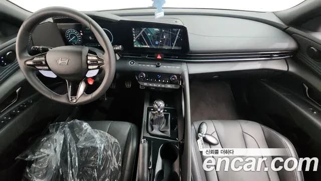 2025 Hyundai The New Avante (CN7) 2.0 N Sold VIN KMHLW41KASU030120 – interior seats 2025 Hyundai The New Avante (CN7) 2.0 N Sold VIN KMHLW41KASU030120 – interior seats