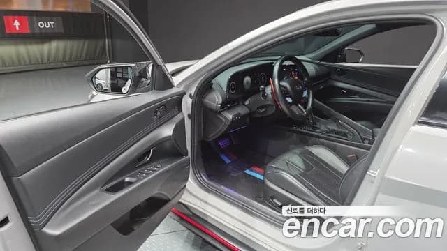 2022 Hyundai Avante (CN7) 2.0 N Sold VIN KMHLW41KGNU000772 – trunk area 2022 Hyundai Avante (CN7) 2.0 N Sold VIN KMHLW41KGNU000772 – trunk area