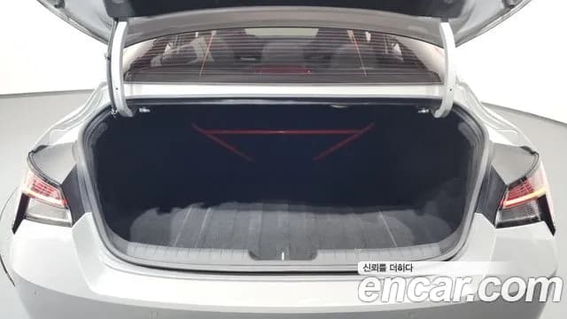 2022 Hyundai Avante (CN7) 2.0 N Sold VIN KMHLW41KGNU000810 – interior seats 2022 Hyundai Avante (CN7) 2.0 N Sold VIN KMHLW41KGNU000810 – interior seats