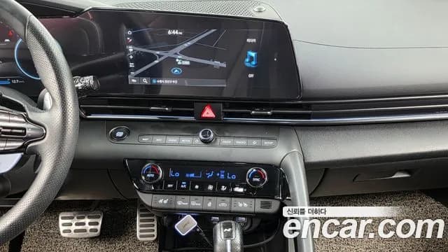 2022 Hyundai Avante (CN7) 2.0 N Sold VIN KMHLW41KGNU002824 – interior seats 2022 Hyundai Avante (CN7) 2.0 N Sold VIN KMHLW41KGNU002824 – interior seats