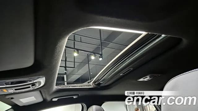 2024 Hyundai The New Avante (CN7) 2.0 N Sold VIN KMHLW41KGRU022241 – interior seats 2024 Hyundai The New Avante (CN7) 2.0 N Sold VIN KMHLW41KGRU022241 – interior seats