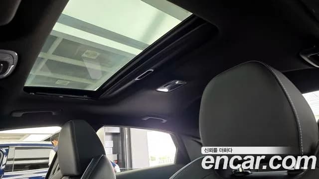 2024 Hyundai The New Avante (CN7) 2.0 N Sold VIN KMHLW41KGRU022647 – trunk area 2024 Hyundai The New Avante (CN7) 2.0 N Sold VIN KMHLW41KGRU022647 – trunk area