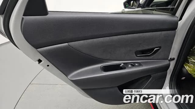 2025 Hyundai The New Avante (CN7) 2.0 N Sold VIN KMHLW41KGSU027549 – trunk area 2025 Hyundai The New Avante (CN7) 2.0 N Sold VIN KMHLW41KGSU027549 – trunk area