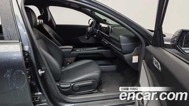 2023 Hyundai Ioniq 6 Long Range Sold VIN KMHM241AFPA001499 – interior seats 2023 Hyundai Ioniq 6 Long Range Sold VIN KMHM241AFPA001499 – interior seats