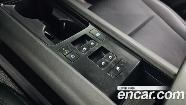 2023 Hyundai Ioniq 6 Long Range Sold VIN KMHM241AFPA002480 – exterior detail 2023 Hyundai Ioniq 6 Long Range Sold VIN KMHM241AFPA002480 – exterior detail