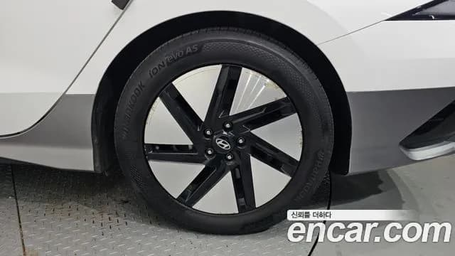 2023 Hyundai Ioniq 6 Long Range Sold VIN KMHM241AFPA002480 – photo 13 2023 Hyundai Ioniq 6 Long Range Sold VIN KMHM241AFPA002480 – photo 13