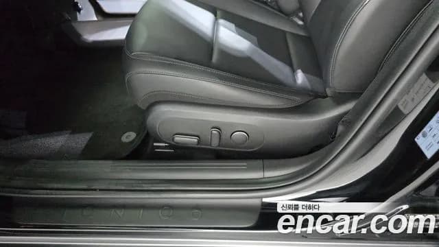 2023 Hyundai Ioniq 6 Long Range AWD Sold VIN KMHM241CPPA061079 – side profile 2023 Hyundai Ioniq 6 Long Range AWD Sold VIN KMHM241CPPA061079 – side profile