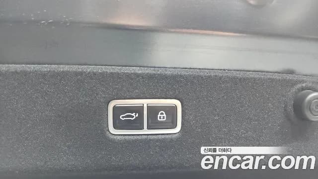 2023 Hyundai Ioniq 6 Long Range Sold VIN KMHM341AFPA004509 – exterior detail 2023 Hyundai Ioniq 6 Long Range Sold VIN KMHM341AFPA004509 – exterior detail