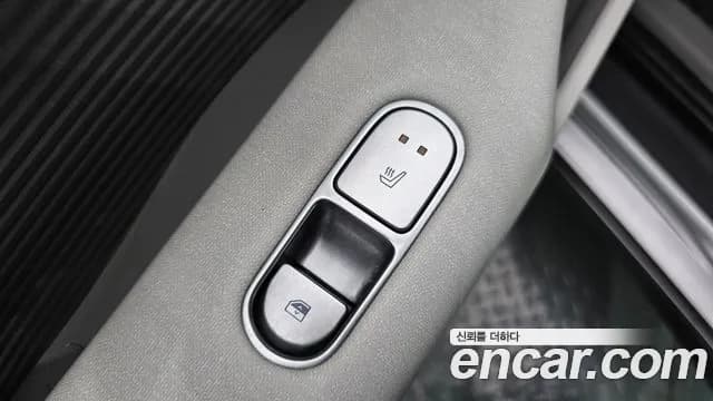 2023 Hyundai Ioniq 6 Long Range Sold VIN KMHM341AFPA007390 – exterior detail 2023 Hyundai Ioniq 6 Long Range Sold VIN KMHM341AFPA007390 – exterior detail