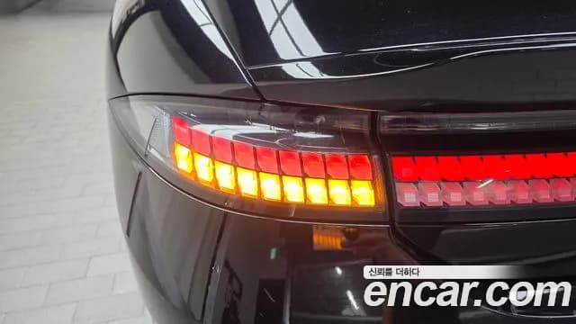 2023 Hyundai Ioniq 6 Long Range Sold VIN KMHM341AFPA010292 – side profile 2023 Hyundai Ioniq 6 Long Range Sold VIN KMHM341AFPA010292 – side profile