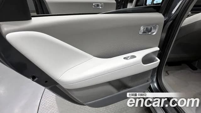 2023 Hyundai Ioniq 6 Long Range Sold VIN KMHM341AFPA012706 – exterior detail 2023 Hyundai Ioniq 6 Long Range Sold VIN KMHM341AFPA012706 – exterior detail