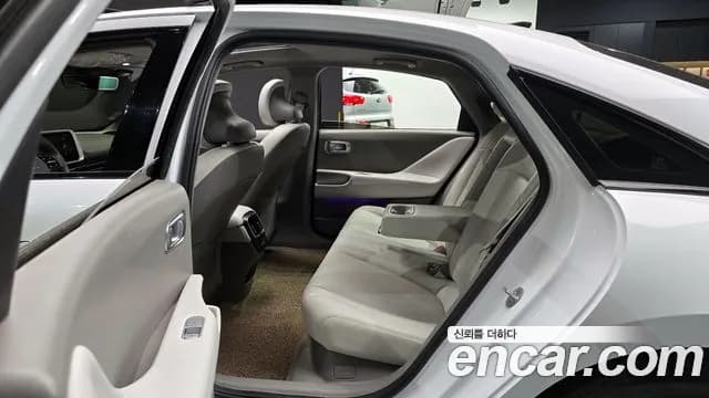 2023 Hyundai Ioniq 6 Long Range AWD Sold VIN KMHM341CPPA007132 – undercarriage 2023 Hyundai Ioniq 6 Long Range AWD Sold VIN KMHM341CPPA007132 – undercarriage