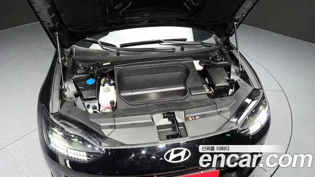 2023 Hyundai Ioniq 6 Long Range AWD Sold VIN KMHM341CPPA009641 – interior seats 2023 Hyundai Ioniq 6 Long Range AWD Sold VIN KMHM341CPPA009641 – interior seats