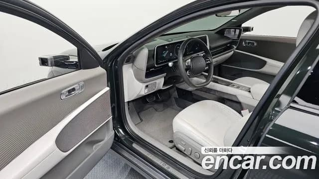 2023 Hyundai Ioniq 6 Long Range Sold VIN KMHM541AFPA043843 – interior seats 2023 Hyundai Ioniq 6 Long Range Sold VIN KMHM541AFPA043843 – interior seats