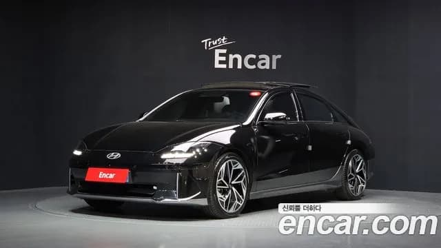 2023 Hyundai Ioniq 6 Long Range AWD Sold VIN KMHM541CPPA005884 – interior seats 2023 Hyundai Ioniq 6 Long Range AWD Sold VIN KMHM541CPPA005884 – interior seats