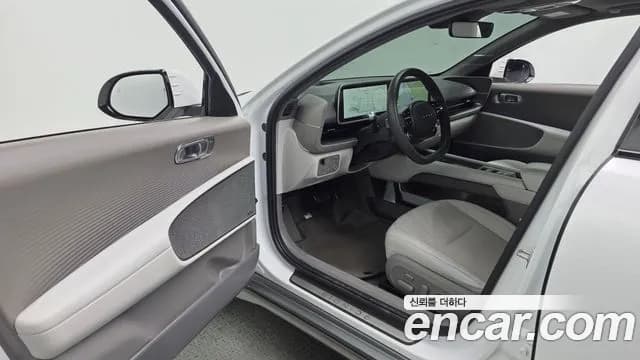 2023 Hyundai Ioniq 6 Long Range AWD Sold VIN KMHM541CPPA033869 – trunk area 2023 Hyundai Ioniq 6 Long Range AWD Sold VIN KMHM541CPPA033869 – trunk area