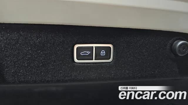 2023 Hyundai Ioniq 6 Long Range AWD Sold VIN KMHM541CPPA045165 – photo 33 2023 Hyundai Ioniq 6 Long Range AWD Sold VIN KMHM541CPPA045165 – photo 33