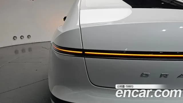 2023 Hyundai Grandeur Hybrid (GN7) Premium Sold VIN KMHN1411BPA023095 – side profile 2023 Hyundai Grandeur Hybrid (GN7) Premium Sold VIN KMHN1411BPA023095 – side profile