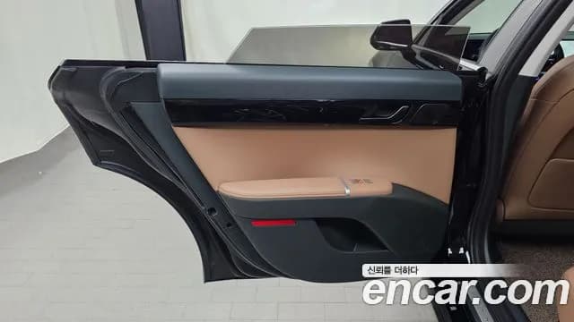 2025 Hyundai Grandeur Hybrid (GN7) Premium Sold VIN KMHN1411BSA098498 – rear exterior 2025 Hyundai Grandeur Hybrid (GN7) Premium Sold VIN KMHN1411BSA098498 – rear exterior