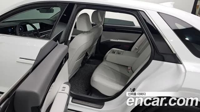 2025 Hyundai Grandeur Hybrid (GN7) Premium Sold VIN KMHN1411BSA114489 – engine bay 2025 Hyundai Grandeur Hybrid (GN7) Premium Sold VIN KMHN1411BSA114489 – engine bay