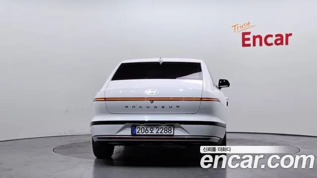 2025 Hyundai Grandeur Hybrid (GN7) Premium Sold VIN KMHN1411BSA114489 – trunk area 2025 Hyundai Grandeur Hybrid (GN7) Premium Sold VIN KMHN1411BSA114489 – trunk area