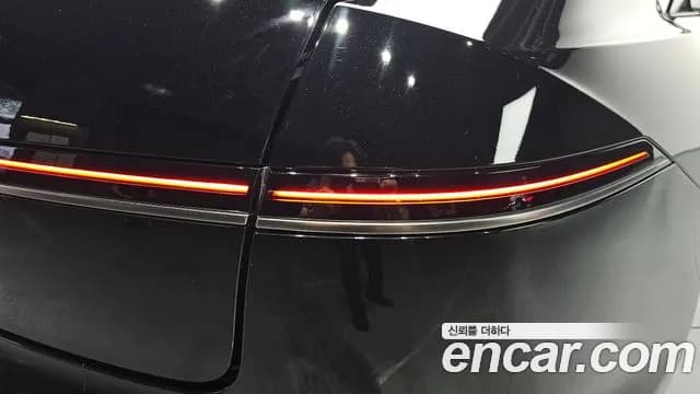 2023 Hyundai Grandeur (GN7) 3.5 Gasoline 2WD Sold VIN KMHN141EBPA008491 – trunk area 2023 Hyundai Grandeur (GN7) 3.5 Gasoline 2WD Sold VIN KMHN141EBPA008491 – trunk area