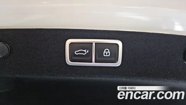 2023 Hyundai Grandeur (GN7) 3.5 Gasoline 2WD Sold VIN KMHN141EBPA011319 – front exterior 2023 Hyundai Grandeur (GN7) 3.5 Gasoline 2WD Sold VIN KMHN141EBPA011319 – front exterior
