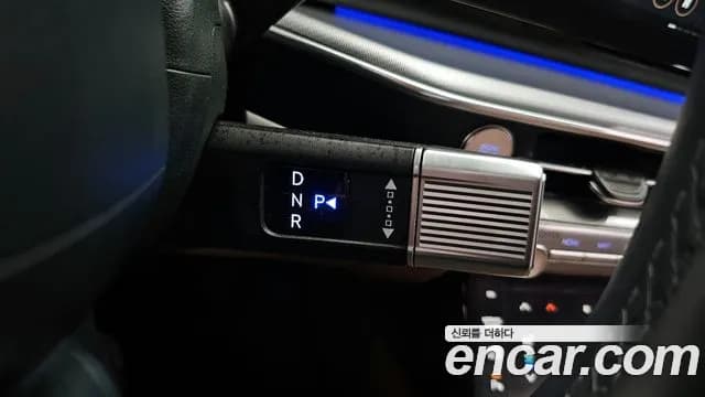 2023 Hyundai Grandeur (GN7) 3.5 Gasoline 2WD Sold VIN KMHN141EBPA011319 – interior seats 2023 Hyundai Grandeur (GN7) 3.5 Gasoline 2WD Sold VIN KMHN141EBPA011319 – interior seats