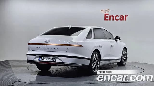 2023 Hyundai Grandeur (GN7) 3.5 Gasoline 2WD Sold VIN KMHN141EBPA011319 – exterior detail 2023 Hyundai Grandeur (GN7) 3.5 Gasoline 2WD Sold VIN KMHN141EBPA011319 – exterior detail