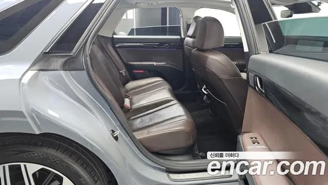 2024 Hyundai Grandeur (GN7) 3.5 LPG 2WD Sold VIN KMHN141FBRA062990 – undercarriage 2024 Hyundai Grandeur (GN7) 3.5 LPG 2WD Sold VIN KMHN141FBRA062990 – undercarriage