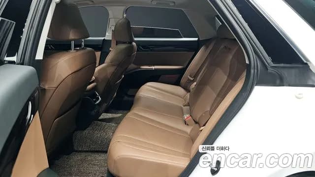 2024 Hyundai Grandeur (GN7) 3.5 LPG 2WD Sold VIN KMHN141FBRA068043 – side profile 2024 Hyundai Grandeur (GN7) 3.5 LPG 2WD Sold VIN KMHN141FBRA068043 – side profile