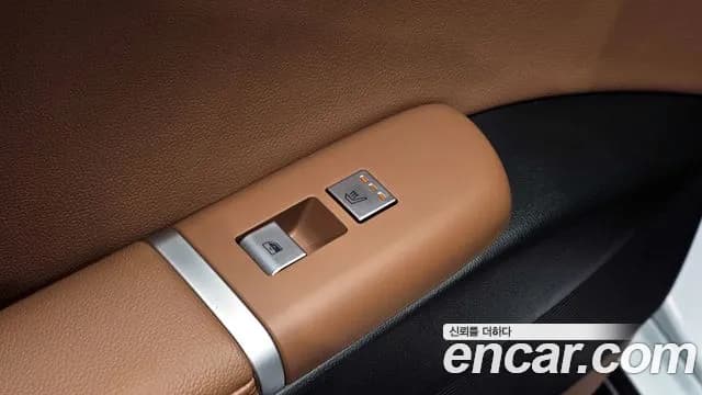 2024 Hyundai Grandeur (GN7) 3.5 LPG 2WD Sold VIN KMHN141FBRA068043 – odometer reading 2024 Hyundai Grandeur (GN7) 3.5 LPG 2WD Sold VIN KMHN141FBRA068043 – odometer reading