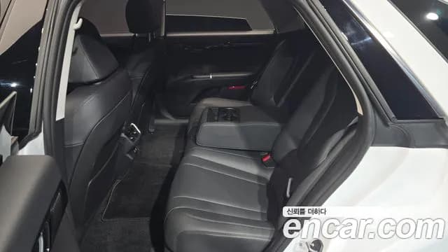 2024 Hyundai Grandeur (GN7) 3.5 LPG 2WD Sold VIN KMHN141FBRA069468 – undercarriage 2024 Hyundai Grandeur (GN7) 3.5 LPG 2WD Sold VIN KMHN141FBRA069468 – undercarriage