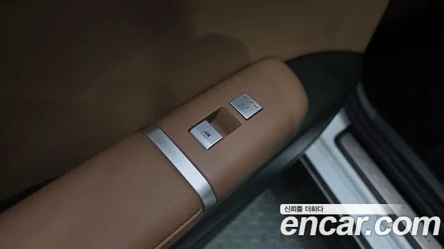 2024 Hyundai Grandeur (GN7) 3.5 LPG 2WD Sold VIN KMHN141FBRA079590 – trunk area 2024 Hyundai Grandeur (GN7) 3.5 LPG 2WD Sold VIN KMHN141FBRA079590 – trunk area