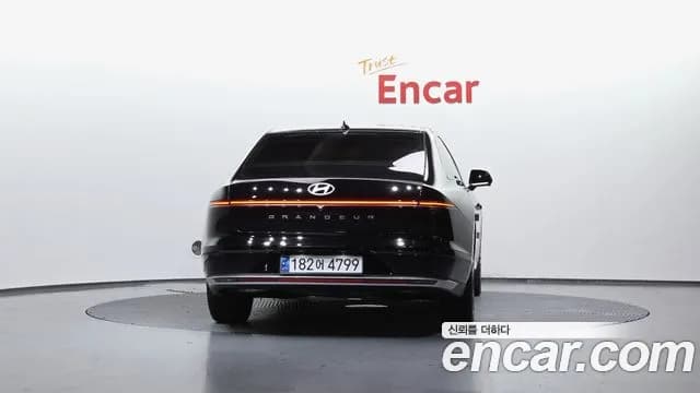 2023 Hyundai Grandeur Hybrid (GN7) Exclusive Sold VIN KMHN2411BPA006133 – side profile 2023 Hyundai Grandeur Hybrid (GN7) Exclusive Sold VIN KMHN2411BPA006133 – side profile