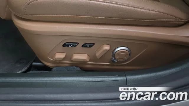 2023 Hyundai Grandeur Hybrid (GN7) Exclusive Sold VIN KMHN2411BPA011601 – side profile 2023 Hyundai Grandeur Hybrid (GN7) Exclusive Sold VIN KMHN2411BPA011601 – side profile