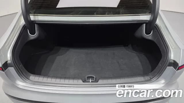2023 Hyundai Grandeur Hybrid (GN7) Exclusive Sold VIN KMHN2411BPA011601 – photo 24 2023 Hyundai Grandeur Hybrid (GN7) Exclusive Sold VIN KMHN2411BPA011601 – photo 24