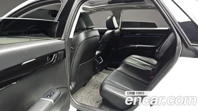 2023 Hyundai Grandeur Hybrid (GN7) Exclusive Sold VIN KMHN2411BPA020311 – trunk area 2023 Hyundai Grandeur Hybrid (GN7) Exclusive Sold VIN KMHN2411BPA020311 – trunk area