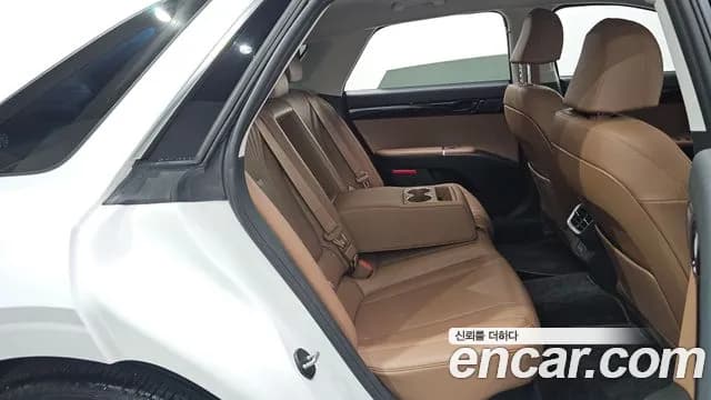 2023 Hyundai Grandeur Hybrid (GN7) Exclusive Sold VIN KMHN2411BPA043619 – side profile 2023 Hyundai Grandeur Hybrid (GN7) Exclusive Sold VIN KMHN2411BPA043619 – side profile