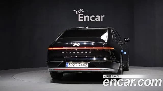 2024 Hyundai Grandeur Hybrid (GN7) Exclusive Sold VIN KMHN2411BRA062475 – interior seats 2024 Hyundai Grandeur Hybrid (GN7) Exclusive Sold VIN KMHN2411BRA062475 – interior seats