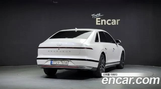 2024 Hyundai Grandeur Hybrid (GN7) Exclusive Sold VIN KMHN2411BRA072196 – odometer reading 2024 Hyundai Grandeur Hybrid (GN7) Exclusive Sold VIN KMHN2411BRA072196 – odometer reading