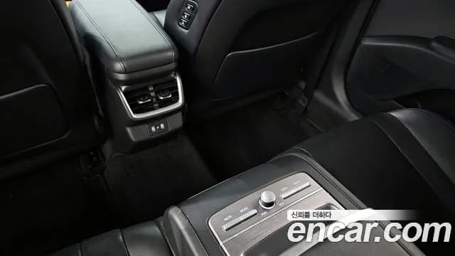 2025 Hyundai Grandeur Hybrid (GN7) Exclusive Sold VIN KMHN2411BSA082134 – front exterior 2025 Hyundai Grandeur Hybrid (GN7) Exclusive Sold VIN KMHN2411BSA082134 – front exterior